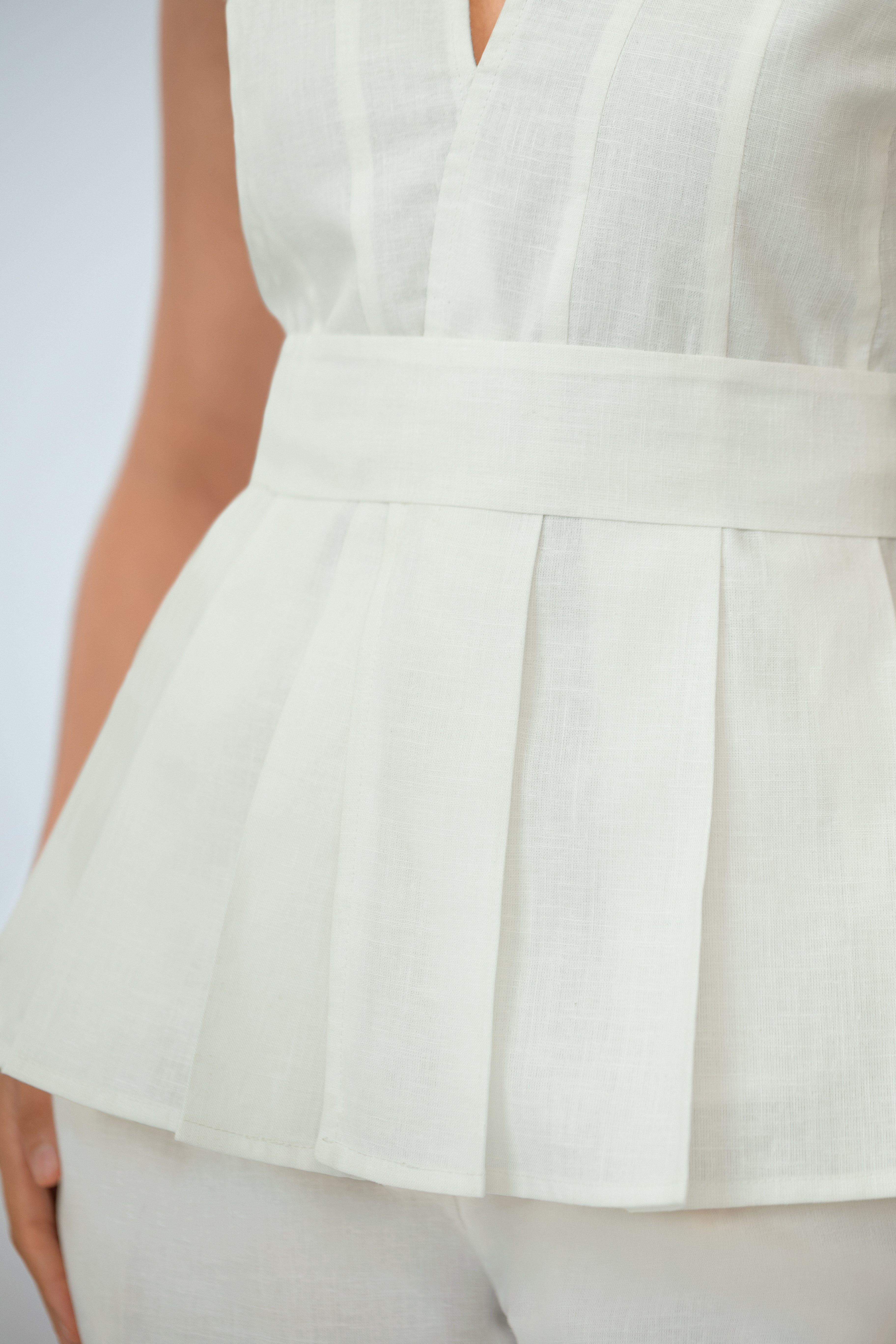 Drift Pleated Top